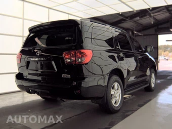2015 Toyota Sequoia SR5 - miniatura 4