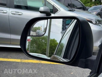 2015 Toyota Sienna L 7-Passenger 119.3" WB - miniatura 15