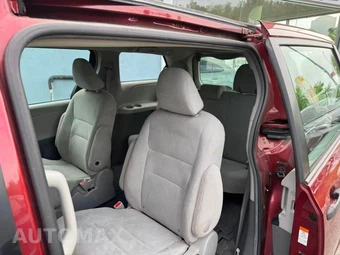 2015 Toyota Sienna L 7-Passenger 119.3" WB - miniatura 20