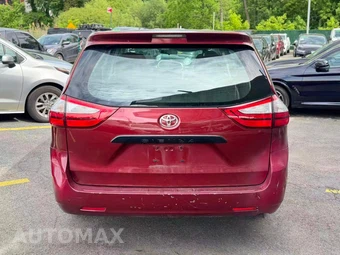 2015 Toyota Sienna L 7-Passenger 119.3" WB - miniatura 4