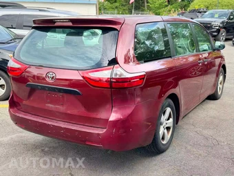 2015 Toyota Sienna L 7-Passenger 119.3" WB - miniatura 6