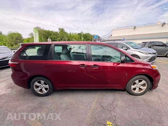 2015 Toyota Sienna L 7-Passenger 119.3" WB - miniatura 9