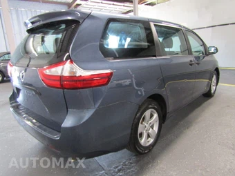 2015 Toyota Sienna L 7-Passenger 119.3" WB - miniatura 6