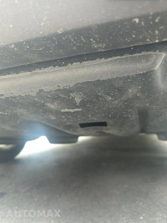2015 Toyota Sienna LE 8-Passenger 119.3" WB - miniatura 7