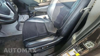 2015 Toyota Sienna LE 8-Passenger 119.3" WB - miniatura 44
