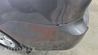 2015 Toyota Sienna LE 8-Passenger 119.3" WB - miniatura 49