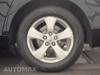 2015 Toyota Sienna LE 8-Passenger 119.3" WB - miniatura 12