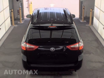 2015 Toyota Sienna LE 8-Passenger 119.3" WB - miniatura 6