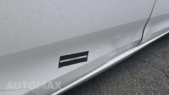 2015 Toyota Sienna LE 8-Passenger 119.3" WB – miniatura 21