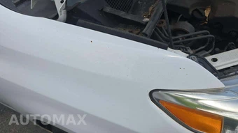 2015 Toyota Sienna LE 8-Passenger 119.3" WB – miniatura 32