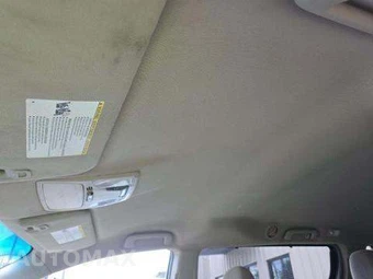 2015 Toyota Sienna LE 8-Passenger 119.3" WB - miniatura 12