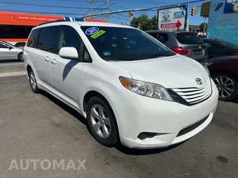 2015 Toyota Sienna LE 8-Passenger 119.3" WB - samochód z USA z aukcji Manheim, oferta Kup Teraz w AUTOMAX
