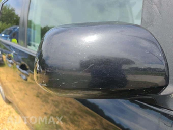 2015 Toyota Sienna LE 8-Passenger 119.3" WB - miniatura 26