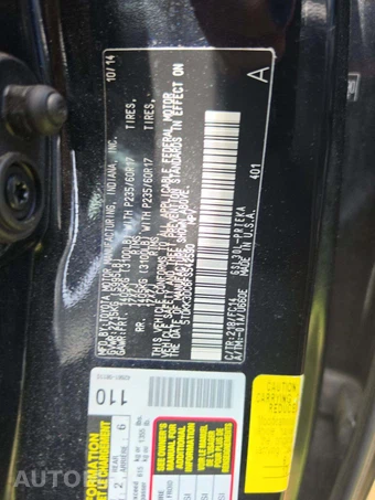 2015 Toyota Sienna LE 8-Passenger 119.3" WB - miniatura 5