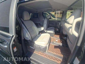 2015 Toyota Sienna Limited 7-Passenger 119.3" WB - miniatura 17