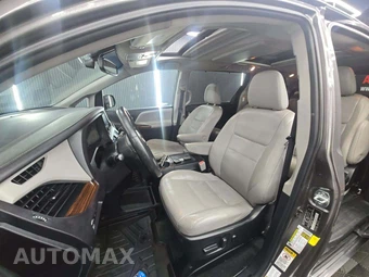 2015 Toyota Sienna Limited Premium 7-Passenger 119.3" WB - miniatura 3