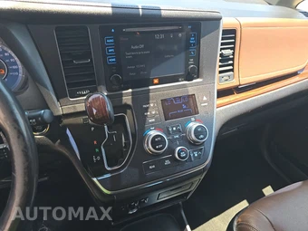 2015 Toyota Sienna Limited Premium 7-Passenger 119.3" WB - miniatura 11