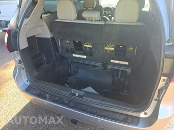 2015 Toyota Sienna Limited Premium 7-Passenger 119.3" WB - miniatura 17