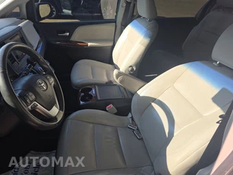 2015 Toyota Sienna Limited Premium 7-Passenger 119.3" WB - miniatura 7