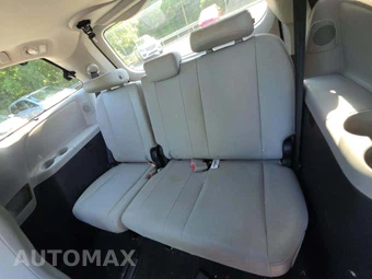 2015 Toyota Sienna Limited Premium 7-Passenger 119.3" WB - miniatura 14