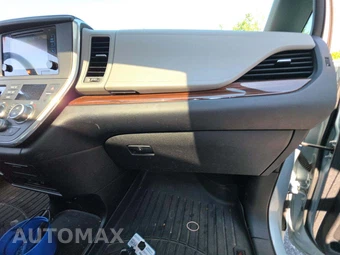 2015 Toyota Sienna Limited Premium 7-Passenger 119.3" WB - miniatura 20