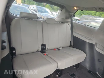 2015 Toyota Sienna Limited Premium 7-Passenger 119.3" WB - miniatura 14