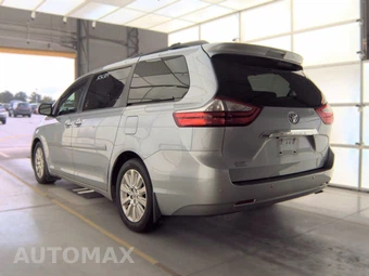 2015 Toyota Sienna Limited Premium 7-Passenger 119.3" WB - miniatura 6