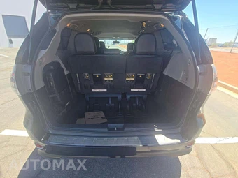 2015 Toyota Sienna SE 8-Passenger 119.3" WB - miniatura 12