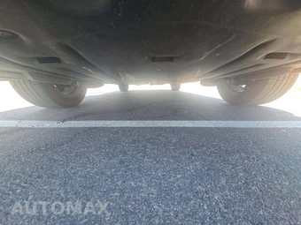 2015 Toyota Sienna SE 8-Passenger 119.3" WB - miniatura 13
