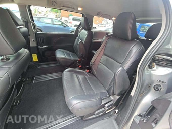 2015 Toyota Sienna SE 8-Passenger 119.3" WB - miniatura 13