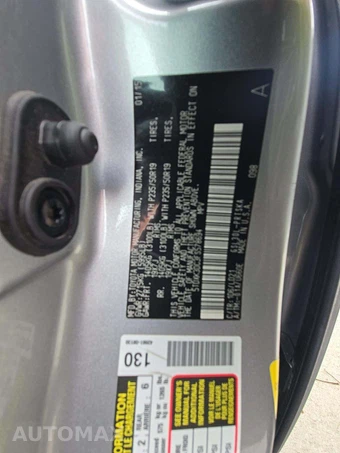 2015 Toyota Sienna SE 8-Passenger 119.3" WB - miniatura 5
