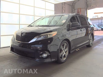 2015 Toyota Sienna SE 8-Passenger 119.3" WB
