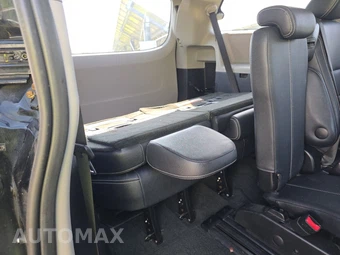 2015 Toyota Sienna SE 8-Passenger 119.3" WB - miniatura 14
