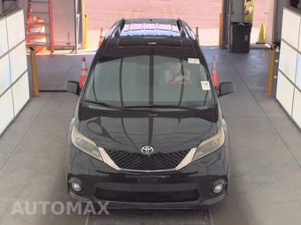 2015 Toyota Sienna SE 8-Passenger 119.3" WB - miniatura 2