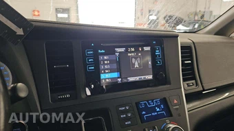 2015 Toyota Sienna SE 8-Passenger 119.3" WB - miniatura 28