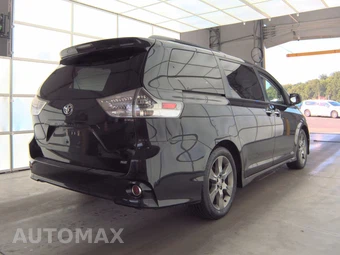 2015 Toyota Sienna SE 8-Passenger 119.3" WB - miniatura 4