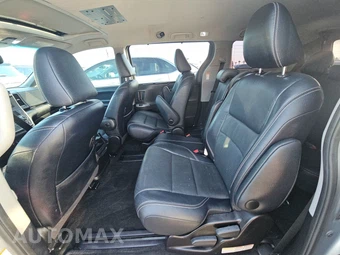 2015 Toyota Sienna SE 8-Passenger 119.3" WB - miniatura 13