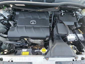 2015 Toyota Sienna SE 8-Passenger 119.3" WB - miniatura 16