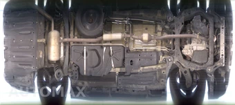 2015 Toyota Sienna SE 8-Passenger 119.3" WB - miniatura 18