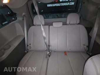 2015 Toyota Sienna XLE 7-Passenger 119.3" WB - miniatura 11
