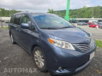 2015 Toyota Sienna XLE 7-Passenger 119.3" WB - miniatura 4