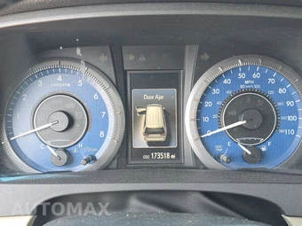 2015 Toyota Sienna XLE 8-Passenger 119.3" WB - miniatura 12