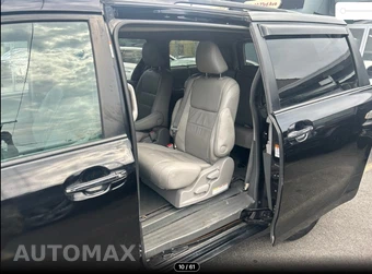 2015 Toyota Sienna XLE 8-Passenger 119.3" WB - miniatura 11
