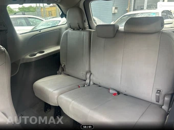 2015 Toyota Sienna XLE 8-Passenger 119.3" WB - miniatura 13