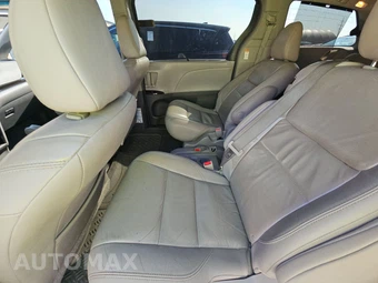 2015 Toyota Sienna XLE 8-Passenger 119.3" WB - miniatura 19