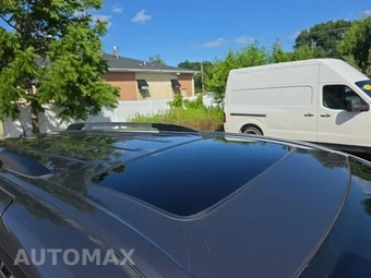 2015 Toyota Sienna XLE 8-Passenger 119.3" WB - miniatura 12