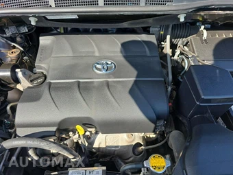 2015 Toyota Sienna XLE 8-Passenger 119.3" WB - miniatura 19