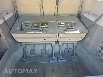 2015 Toyota Sienna XLE 8-Passenger 119.3" WB - miniatura 20