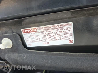 2015 Toyota Sienna XLE 8-Passenger 119.3" WB - miniatura 21