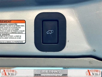 2015 Toyota Sienna XLE 8-Passenger 119.3" WB - miniatura 28